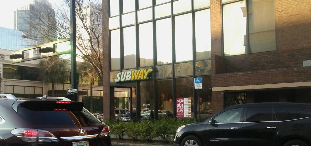 Subway Restaurants | restaurant | 212 E Madison St, Tampa, FL 33602, USA | 8132234448 OR +1 813-223-4448