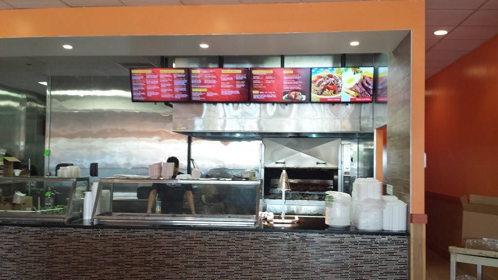 Perus Chicken | restaurant | 12106 Central Ave, Mitchellville, MD 20721, USA | 2402069145 OR +1 240-206-9145