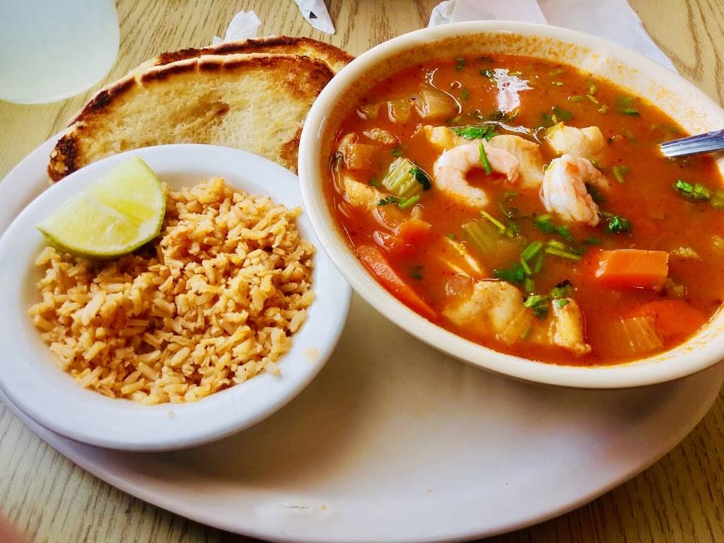 D&M’s Mexican Restaurant | restaurant | 3530 Dyer St, El Paso, TX 79930, USA | 9156913889 OR +1 915-691-3889