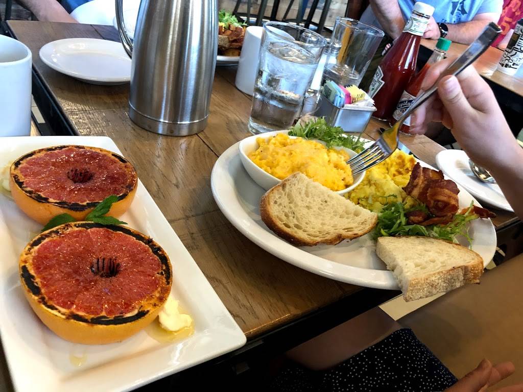 Neighborhood Services | restaurant | 400 S 2nd St, Louisville, KY 40202, USA | 5023136733 OR +1 502-313-6733