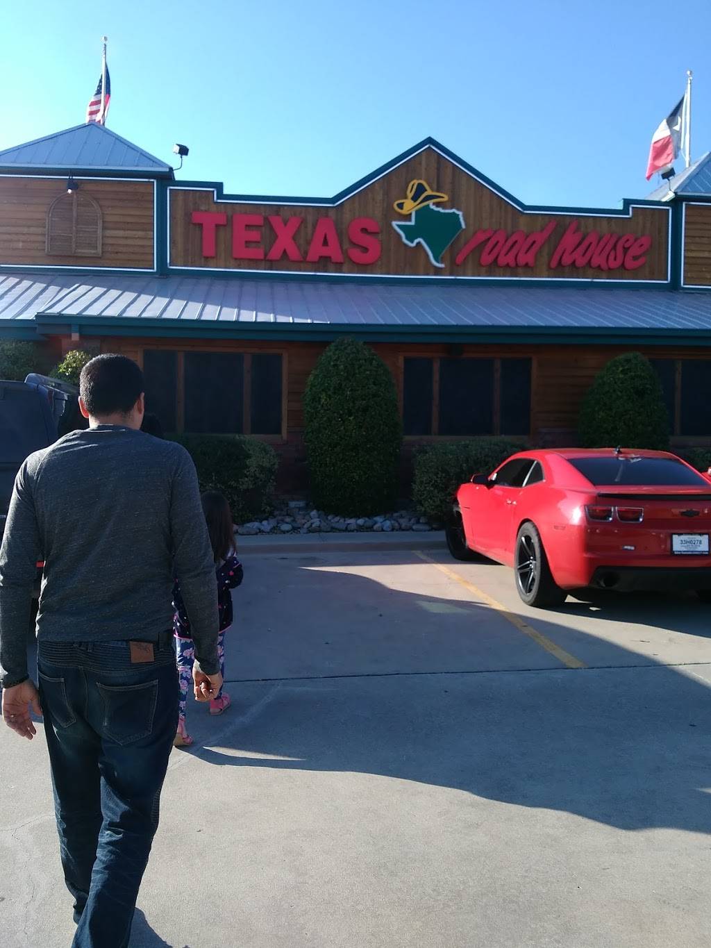 Texas Roadhouse | restaurant | 3000 Crystal Springs, Bedford, TX 76021, USA | 8178580427 OR +1 817-858-0427