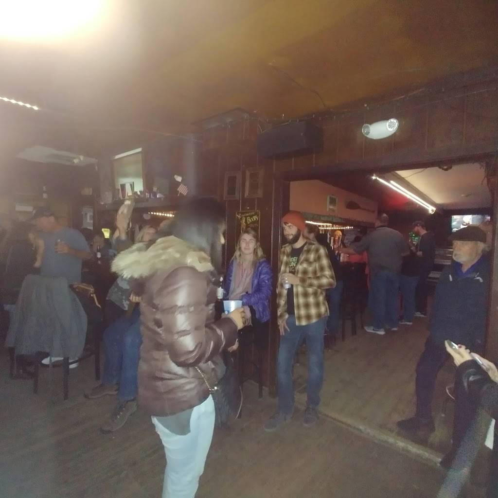 Beachcomber Cafe | restaurant | 92 Melba St, Milford, CT 06460, USA | 2038772212 OR +1 203-877-2212