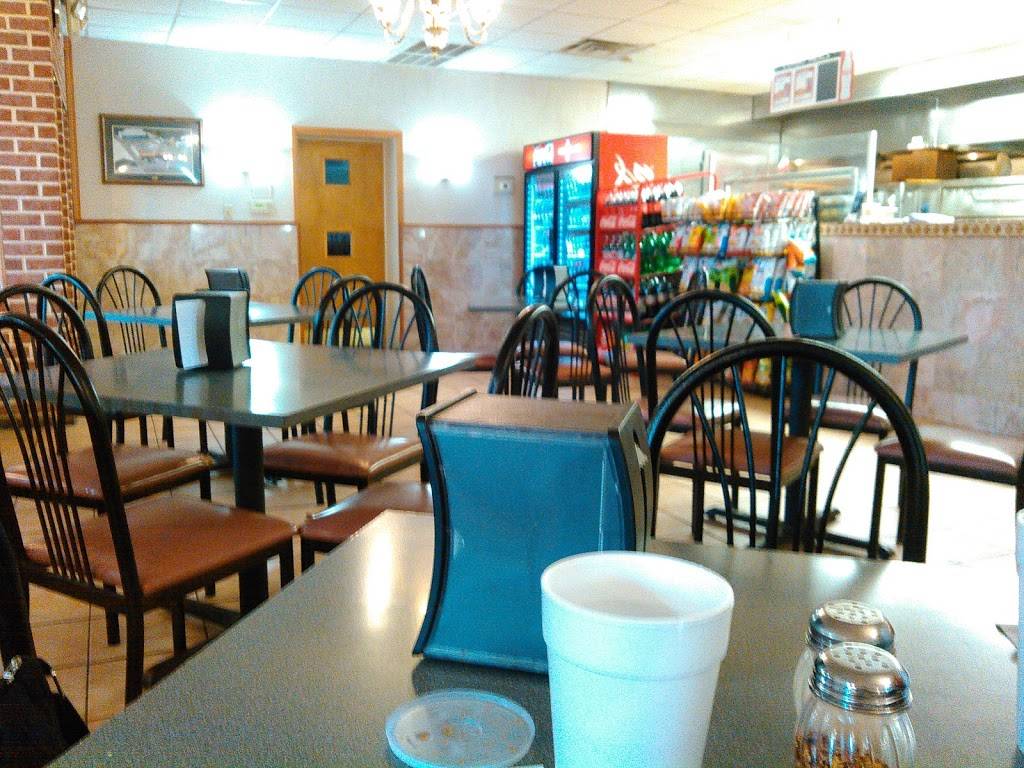 Tonys New York Pizza | restaurant | 42 S Antrim Way, Greencastle, PA 17225, USA | 7175972152 OR +1 717-597-2152