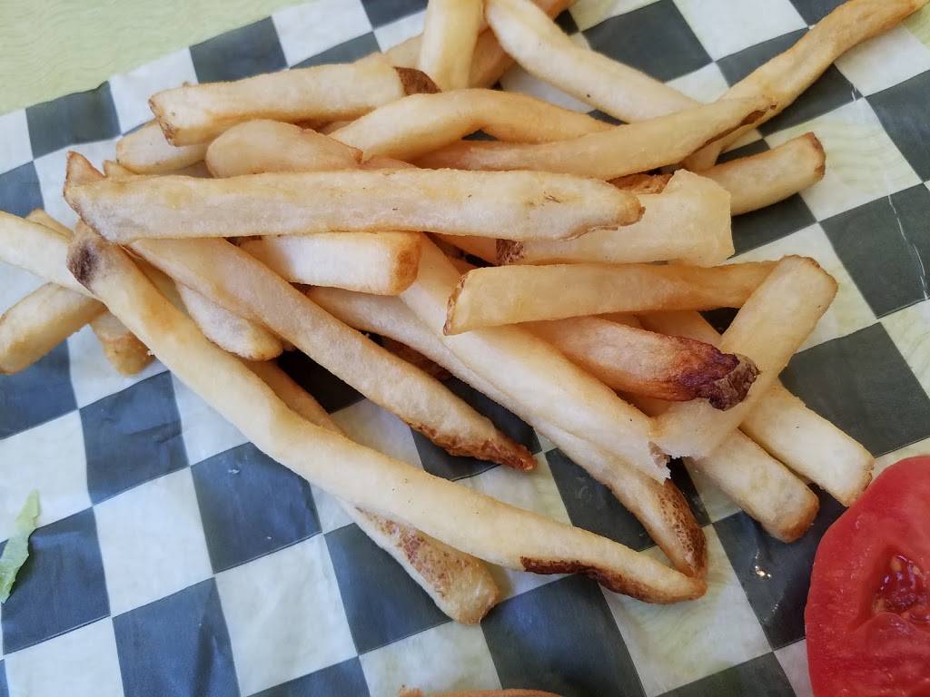 Oceanana Pier | restaurant | e 28512, 614 E Fort Macon Rd, Atlantic Beach, NC 28512, USA | 2527264111 OR +1 252-726-4111