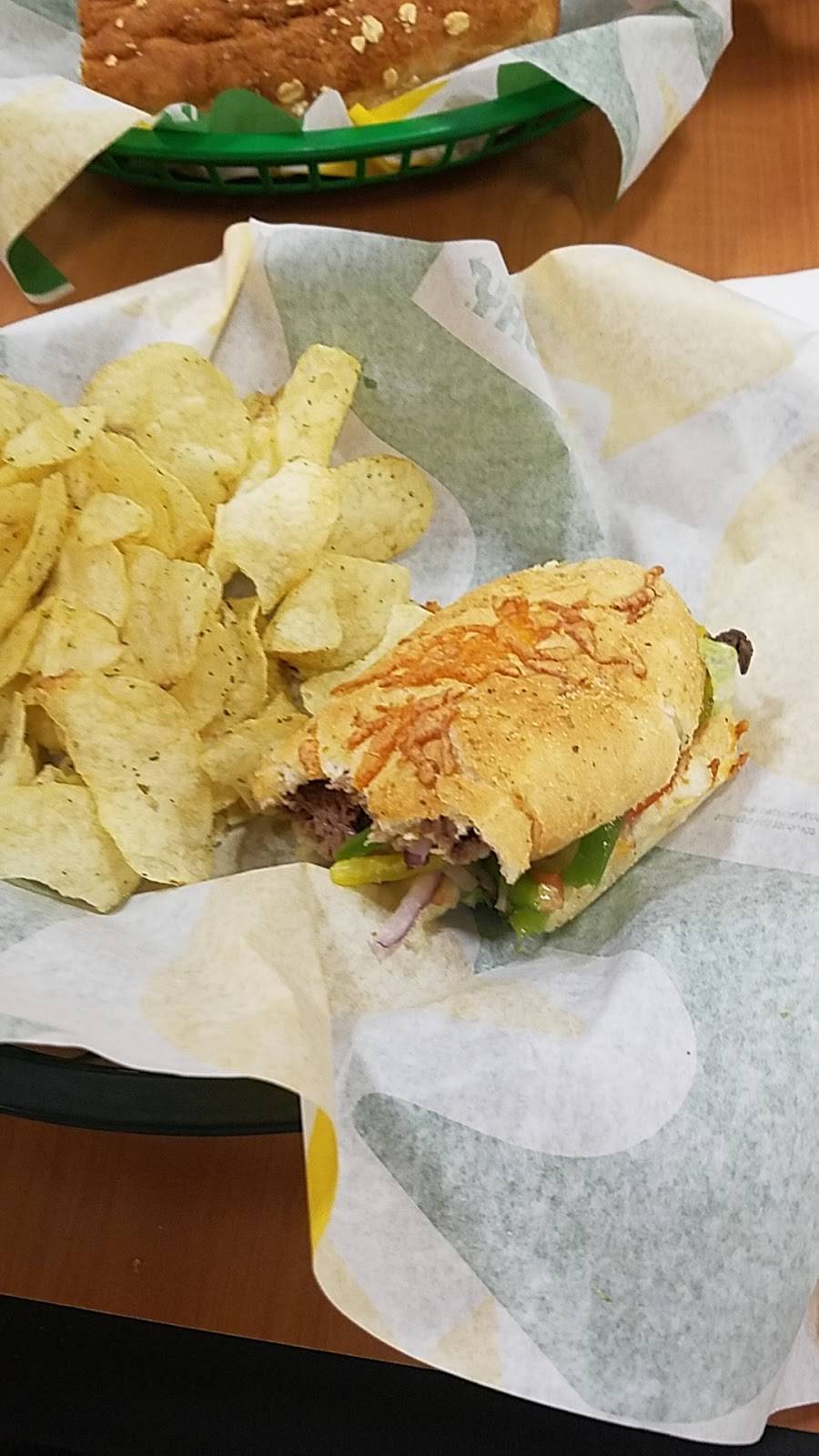 Subway | restaurant | 2721 North St, Nacogdoches, TX 75965, USA | 9365598910 OR +1 936-559-8910