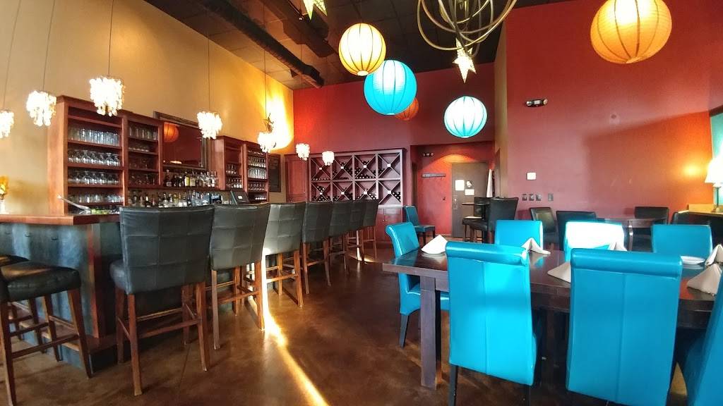 ABravo Bistro & Wine Bar | restaurant | 2069 Central Ct # 77, Green Bay, WI 54311, USA | 9204327286 OR +1 920-432-7286