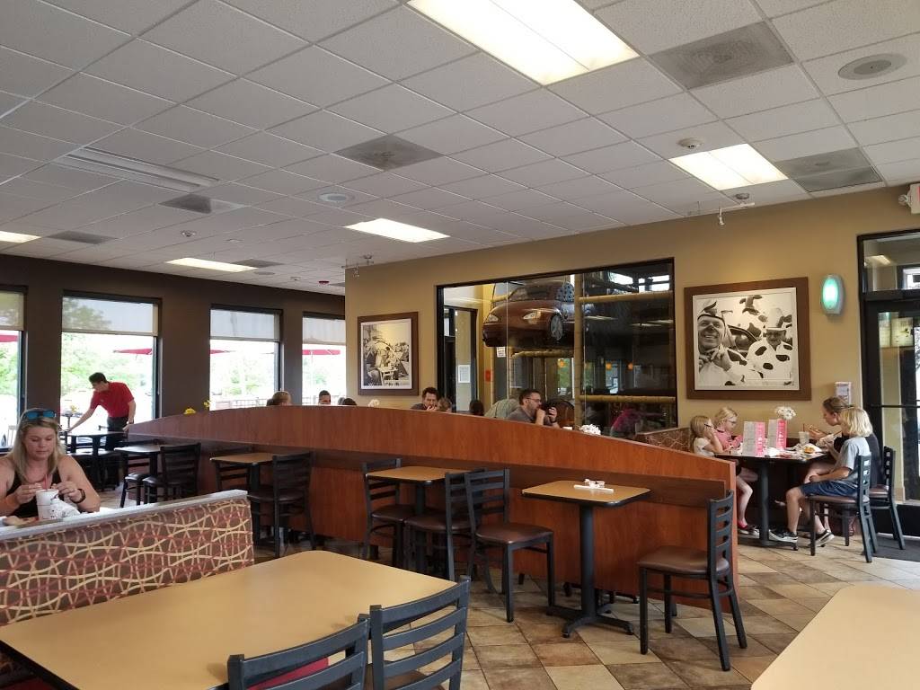 Chick-fil-A | restaurant | 301 E Loop Rd, Wheaton, IL 60189, USA | 6306688350 OR +1 630-668-8350