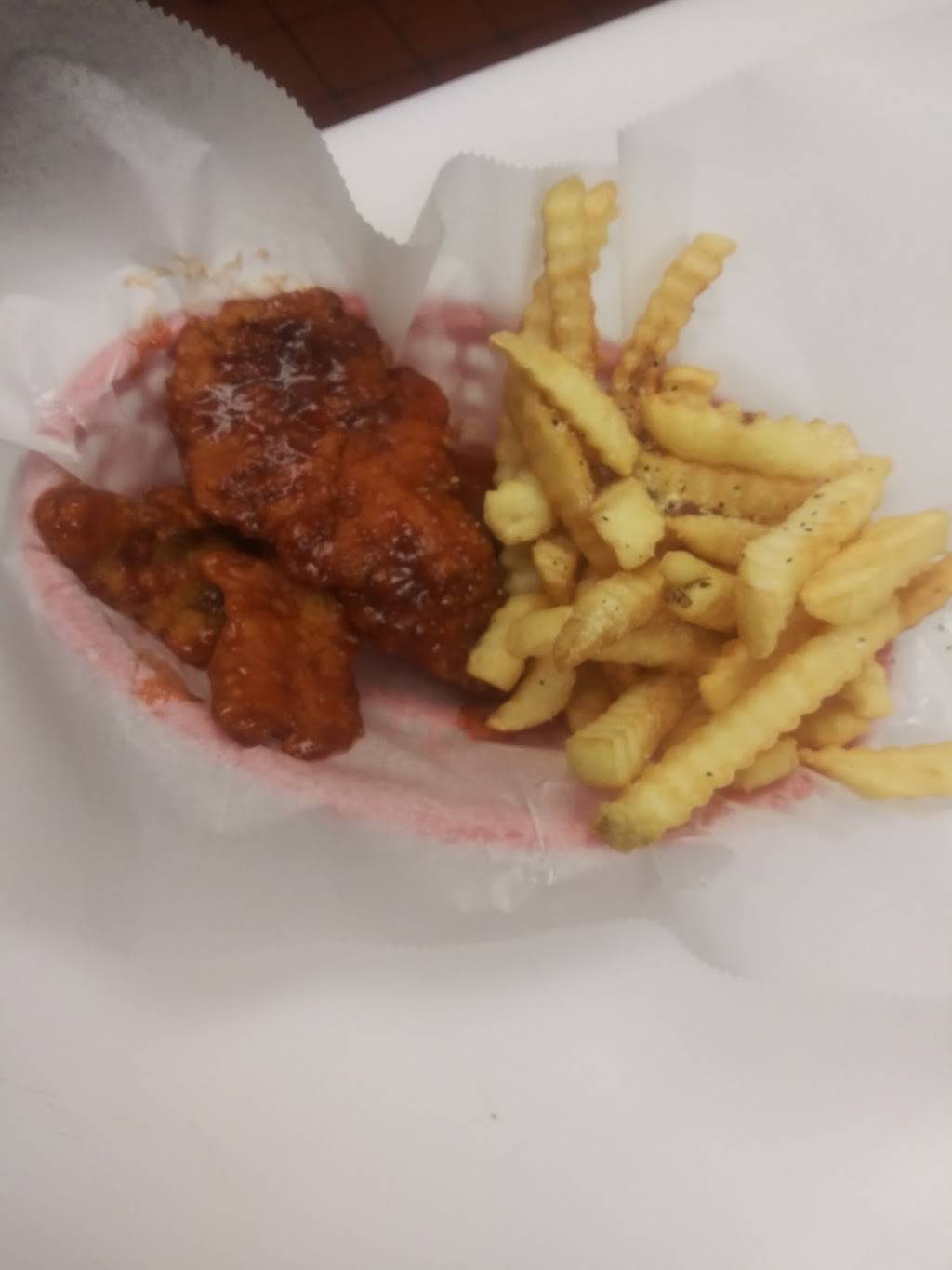 Eves Pizza | restaurant | 1670 S 17th St, Louisville, KY 40210, USA | 5022904743 OR +1 502-290-4743