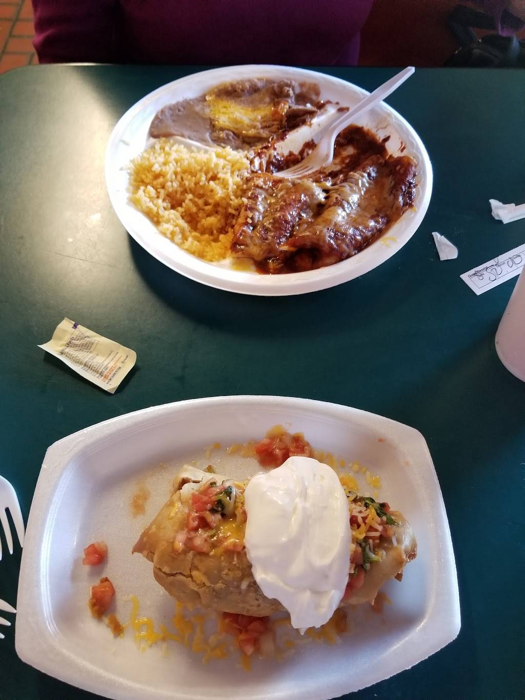 Casa Delicias | restaurant | 9436 Hesperia Rd, Hesperia, CA 92345, USA | 7602440941 OR +1 760-244-0941