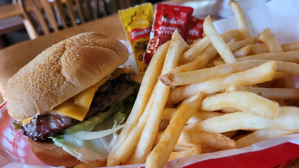 Laurel Hill Golf Course | restaurant | 9450 Old Stage Rd, Central Point, OR 97502, USA | 5418557965 OR +1 541-855-7965