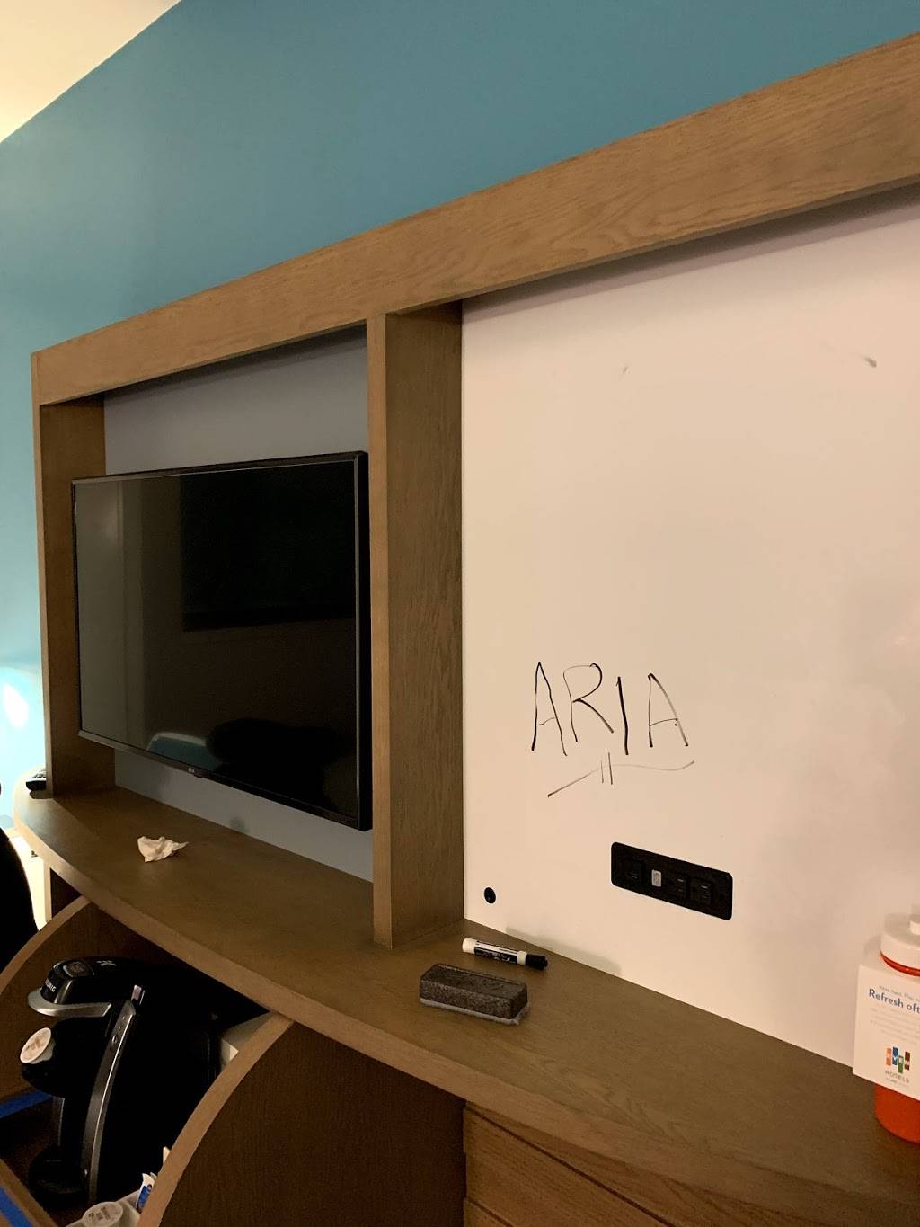 Cork & Kale | restaurant | 3499 NW 25th St, Miami, FL 33142, USA | 3056367000 OR +1 305-636-7000