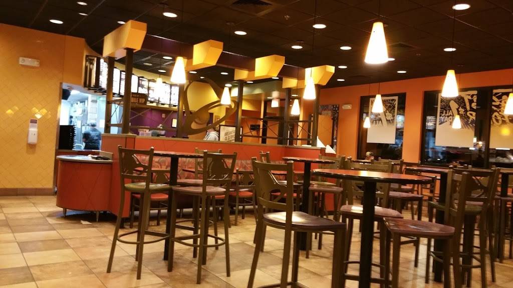 Taco Bell | meal takeaway | 1552 N State St, Greenfield, IN 46140, USA | 3174622728 OR +1 317-462-2728