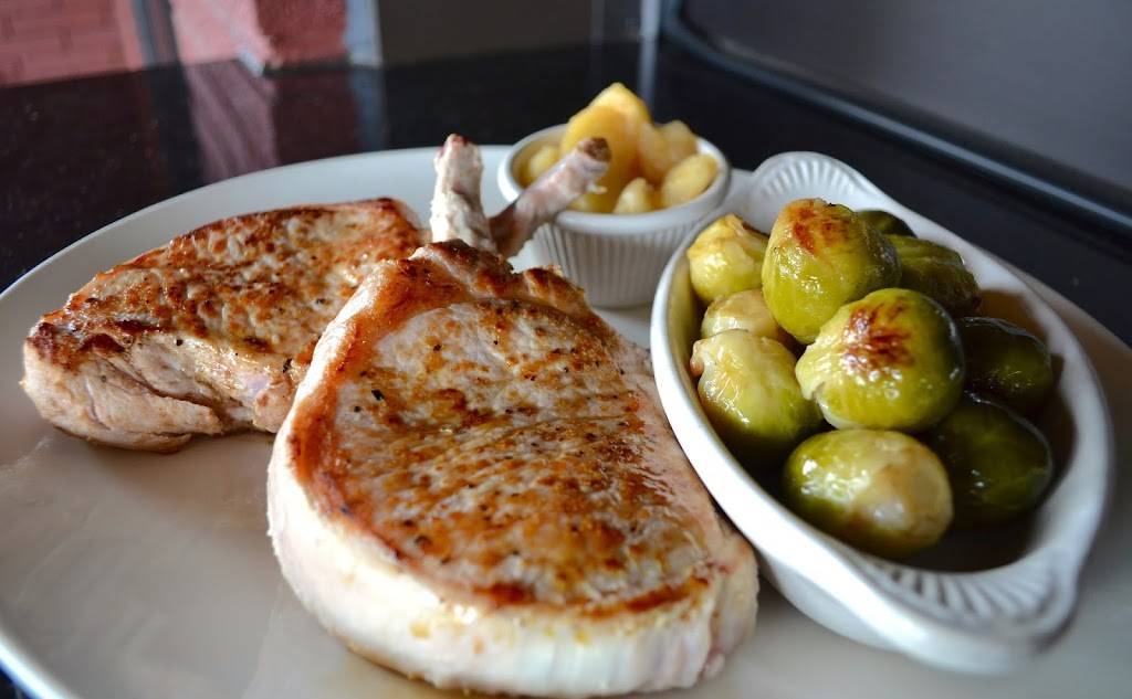 Ferris Steak House | restaurant | 2589 Wooster Rd, Rocky River, OH 44116, USA | 2162811437 OR +1 216-281-1437