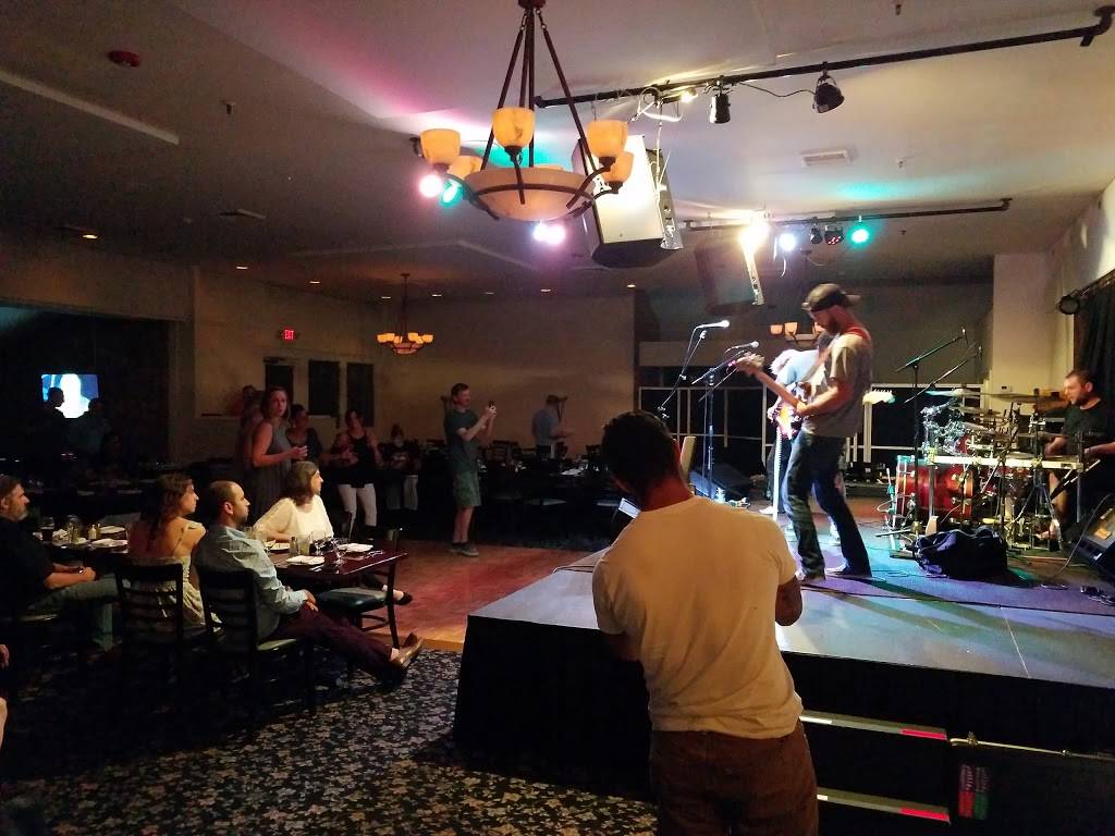 The Heights at Brother Vics | restaurant | 920 Oakridge Dr, South Salem, NY 10590, USA | 9147048427 OR +1 914-704-8427