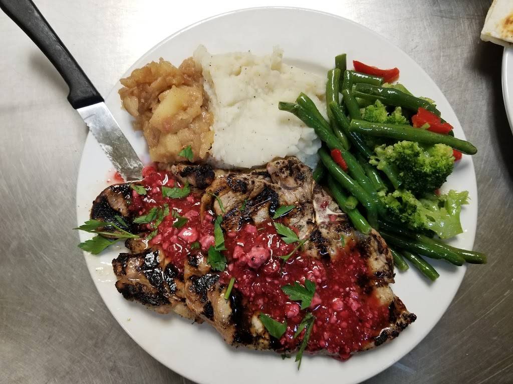 Ebenezers Bar & Grill | restaurant | 60 Bridge St, South Hadley, MA 01075, USA | 4134377632 OR +1 413-437-7632