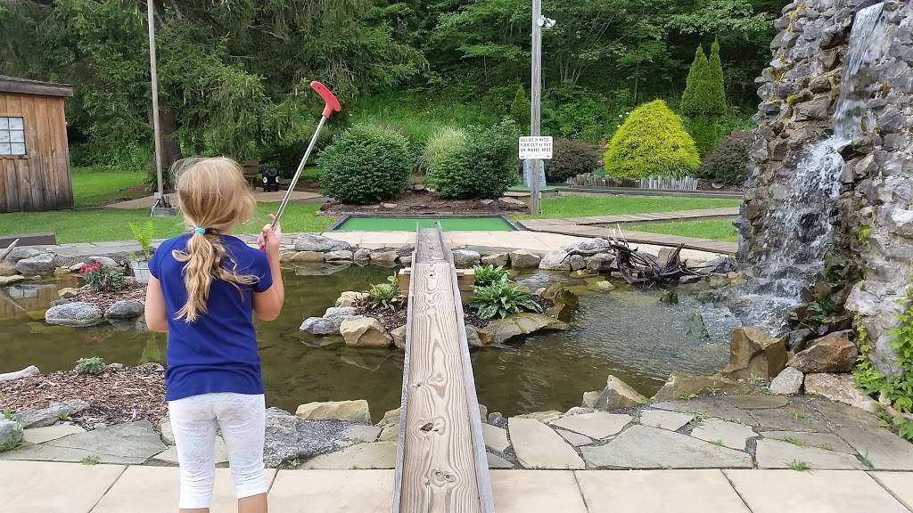 Garys Putter Golf & Jiffy Pup Restaurant | restaurant | 156 Cherry Springs Rd, Coudersport, PA 16915, USA | 8142749401 OR +1 814-274-9401