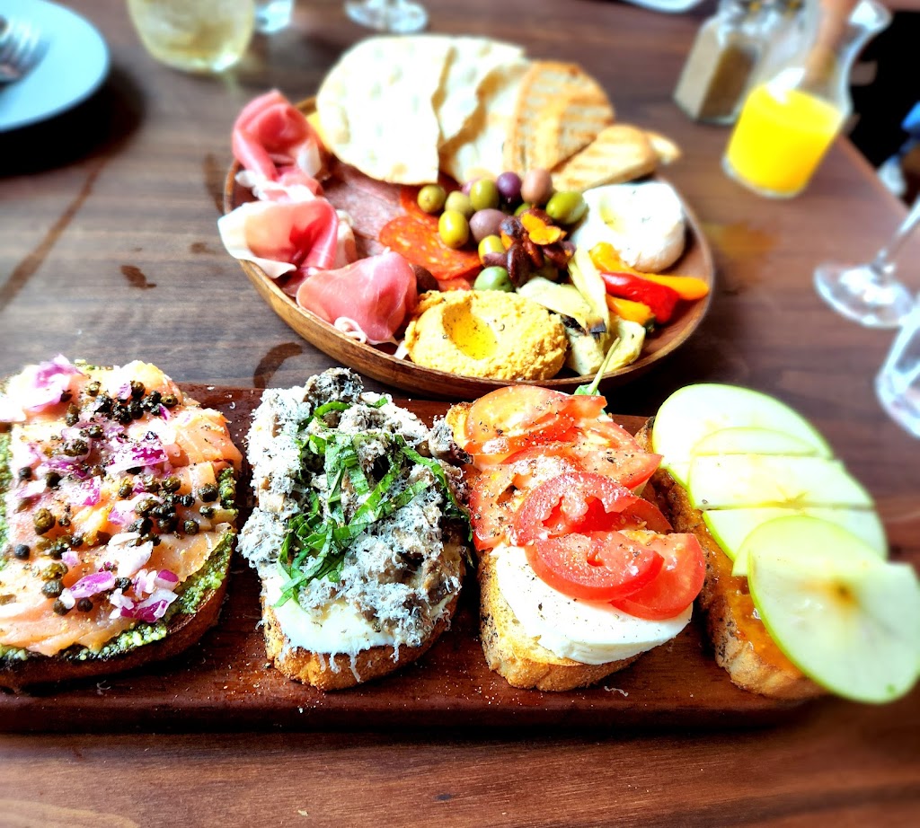 Postino The Rim | restaurant | 17627 La Cantera Pkwy Suite 103, San Antonio, TX 78257, USA | 2108994200 OR +1 210-899-4200