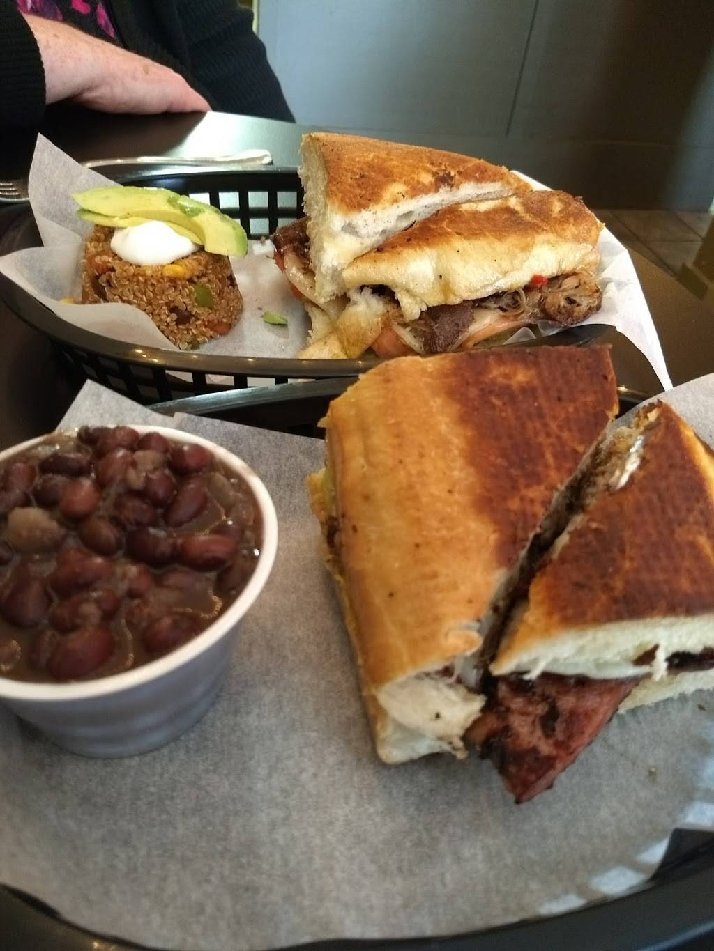 Harmony Cafe | restaurant | 113 W Jackson St, Muncie, IN 47305, USA | 7658969680 OR +1 765-896-9680