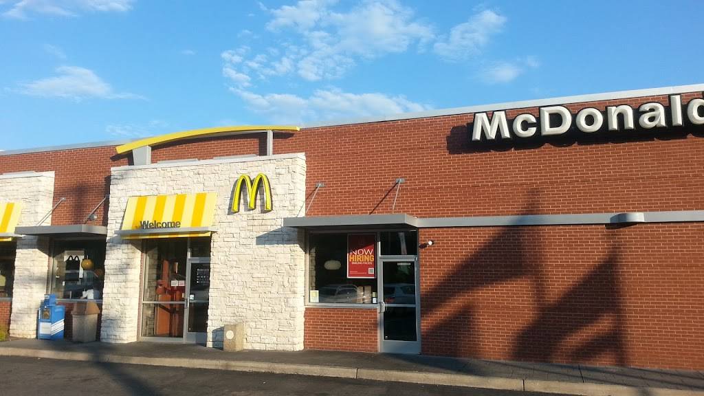 McDonalds | cafe | 15175 Patrick Henry Hwy, Amelia Court House, VA 23002, USA | 8045615544 OR +1 804-561-5544