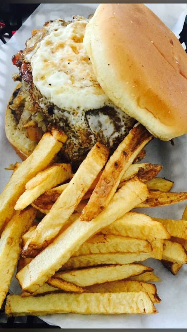 HashTag Burgers | restaurant | 3387 Atlantic Ave, Long Beach, CA 90807, USA | 5624276435 OR +1 562-427-6435