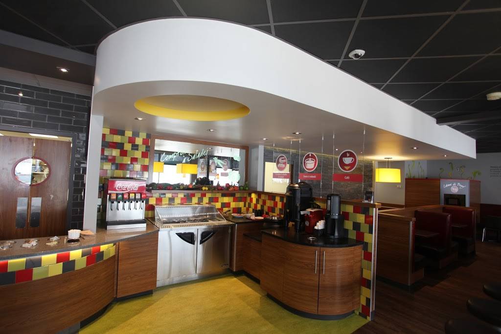 Benny&Co. | restaurant | 6300 Boulevard de lOrmière, Québec, QC G1P 1K7, Canada | 4188714449 OR +1 418-871-4449