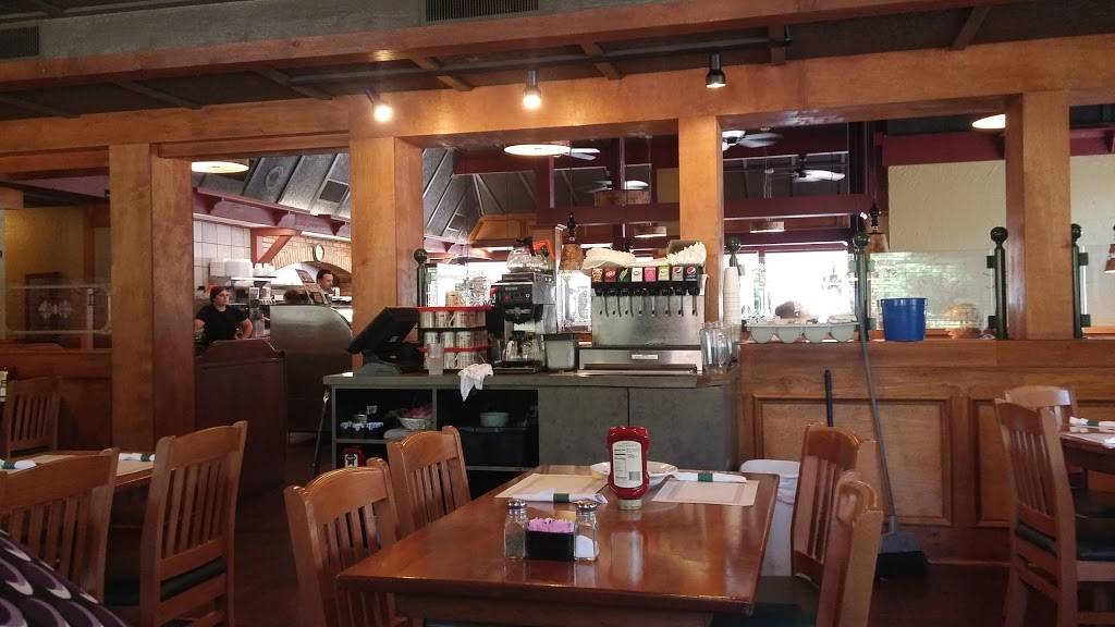 Farmer Boy Restaurant | restaurant | 610 E Cuyahoga Falls Ave, Akron, OH 44310, USA | 3309284727 OR +1 330-928-4727