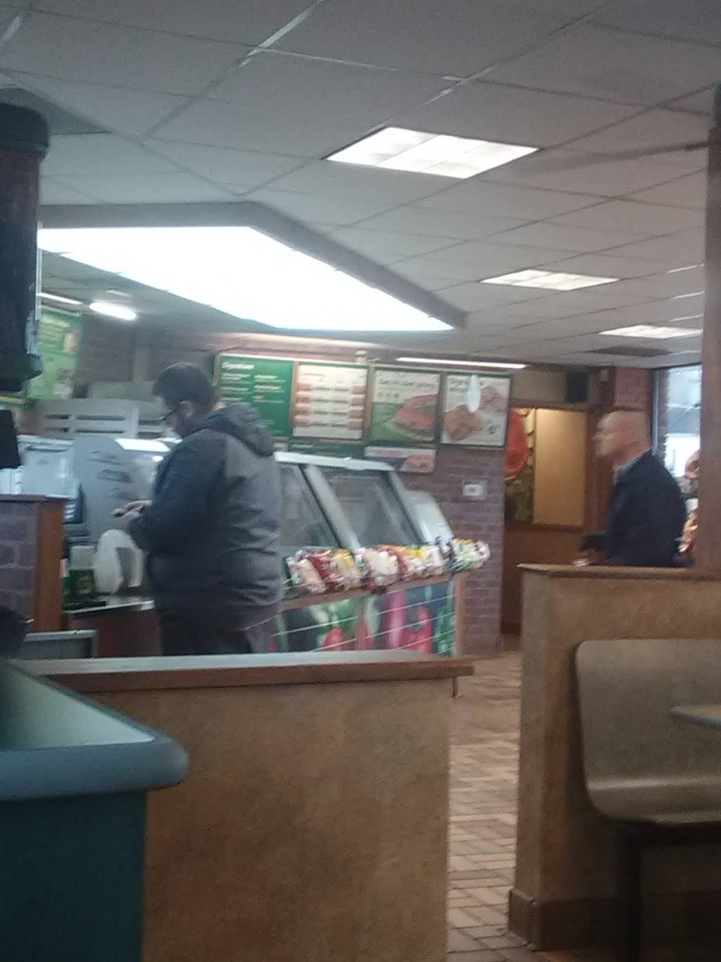 Subway | restaurant | 506 N Gateway Ave, Rockwood, TN 37854, USA | 8653546060 OR +1 865-354-6060