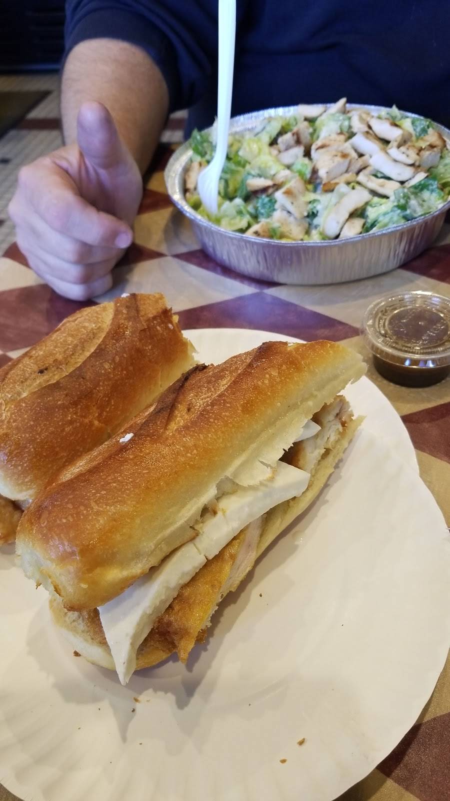 Furcis Pizza Inc | restaurant | 271 Snedecor Ave, Bayport, NY 11705, USA | 6314725600 OR +1 631-472-5600