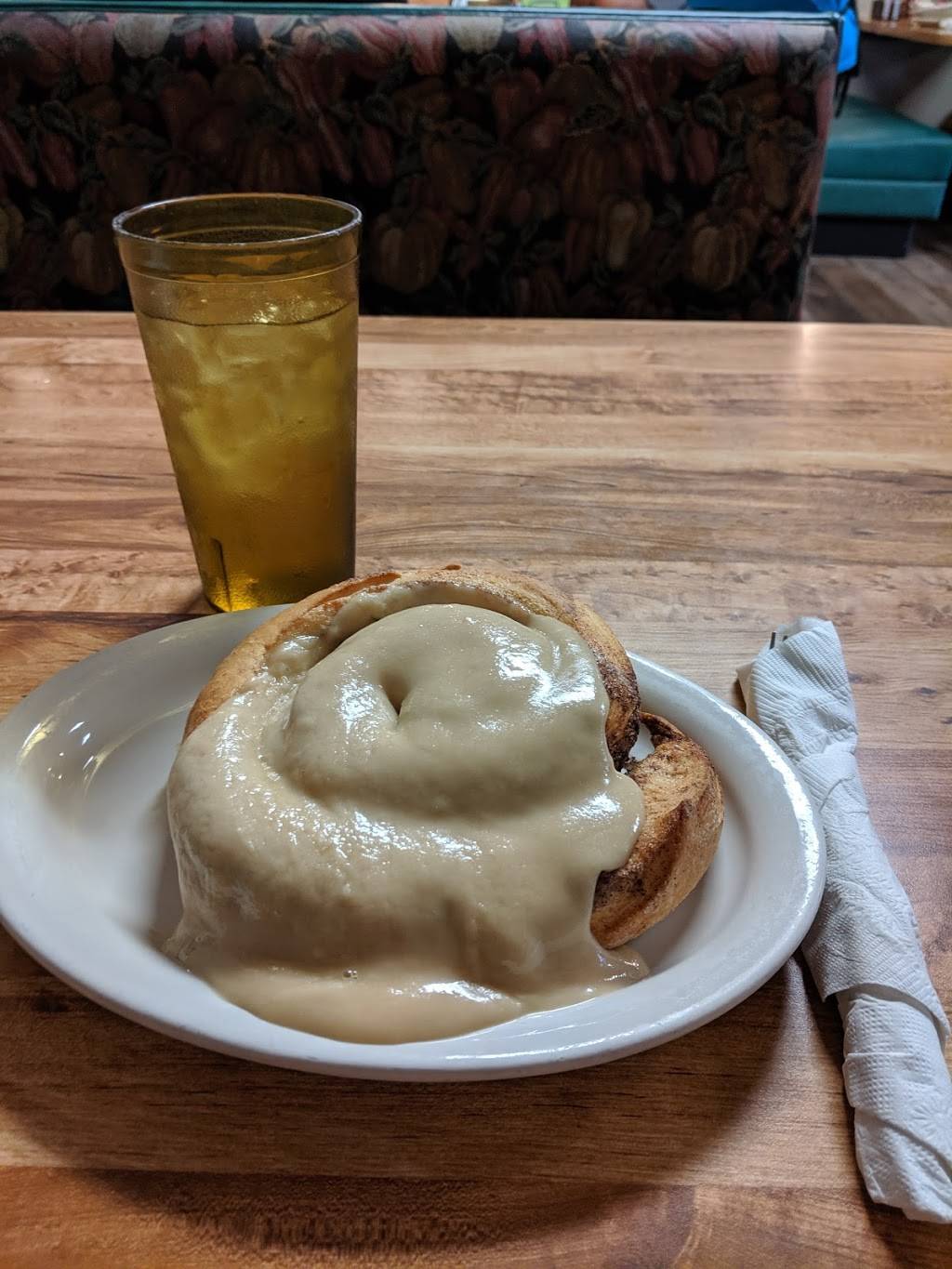 Stauffer’s Cafe & Pie Shoppe | bakery | 5600 S 48th St, Lincoln, NE 68516, USA | 4024232206 OR +1 402-423-2206