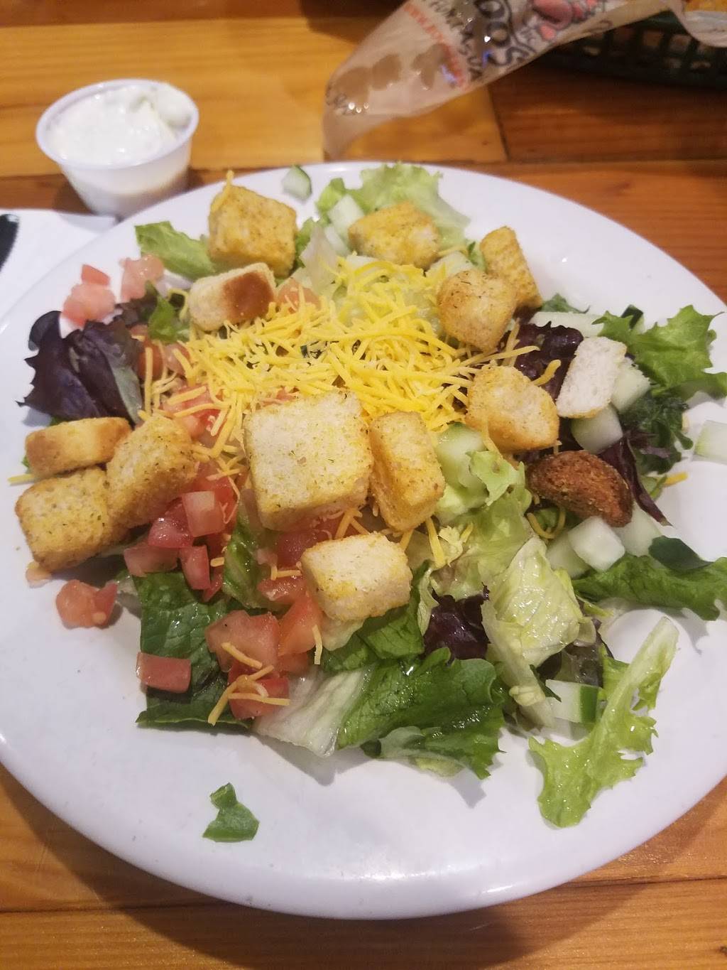 Roosters | restaurant | 1601 Greentree Blvd, Clarksville, IN 47129, USA | 8125903391 OR +1 812-590-3391