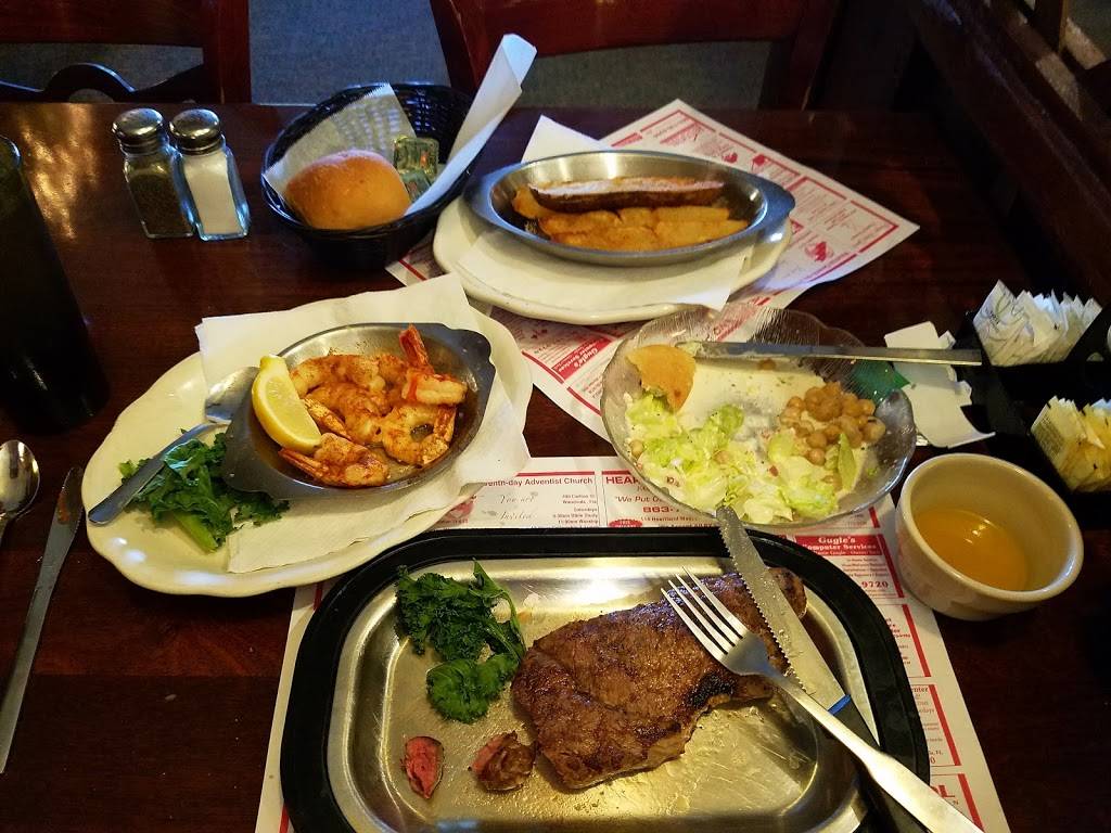 Nicholas Family Restaurant | restaurant | 615 N 6th Ave, Wauchula, FL 33873, USA | 8637732333 OR +1 863-773-2333