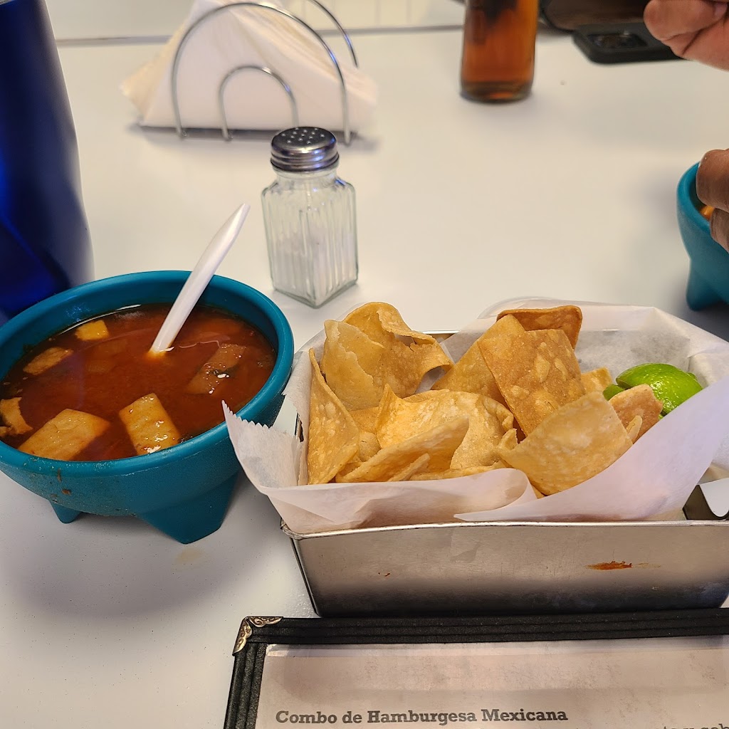 Tacos Alex | restaurant | 688 E Grant St, Roma, TX 78584, USA | 9562089984 OR +1 956-208-9984