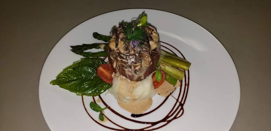 Beatrice at The Glover Restaurant | restaurant | 524 Gunter Ave, Guntersville, AL 35976, USA | 2564862351 OR +1 256-486-2351