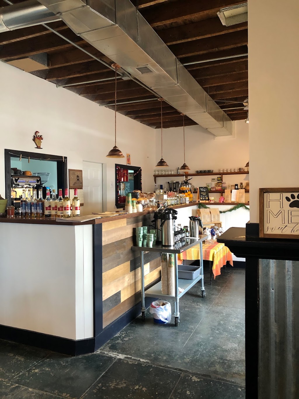 Curley Coffee Roasters | cafe | 400 W Vananda Ave, Ajo, AZ 85321, USA | 5204058409 OR +1 520-405-8409