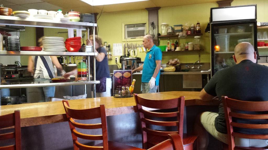 Serendipity Cafe | restaurant | 664 Main St, Dunedin, FL 34698, USA | 7274839233 OR +1 727-483-9233