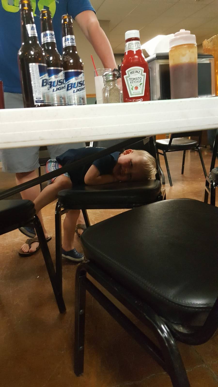 Vinnys BBQ | restaurant | 507 Main St, Dakota City, IA 50529, USA | 5153322046 OR +1 515-332-2046