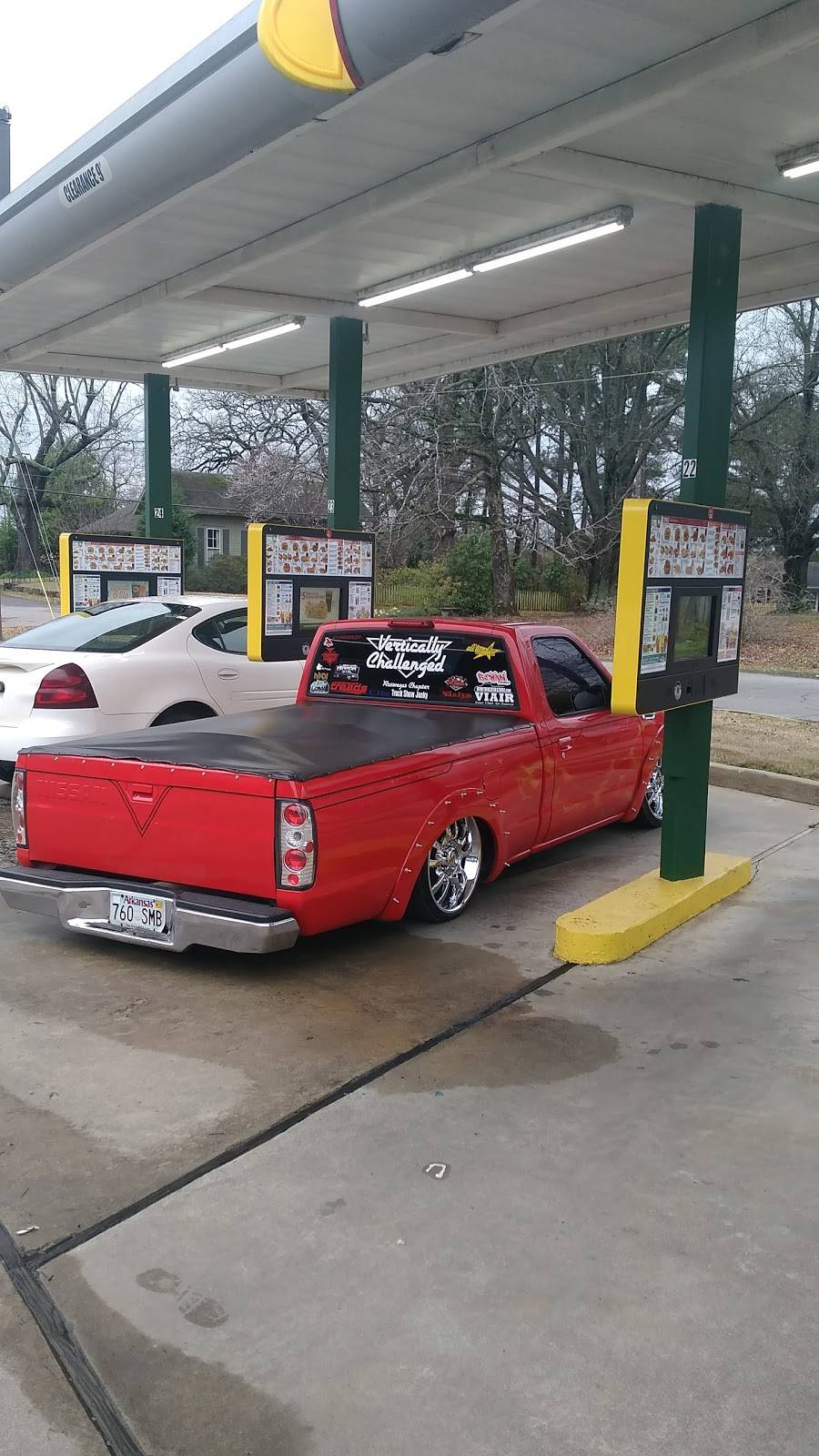 Sonic Drive-In | restaurant | 709 W Commercial St, Ozark, AR 72949, USA | 4796671164 OR +1 479-667-1164