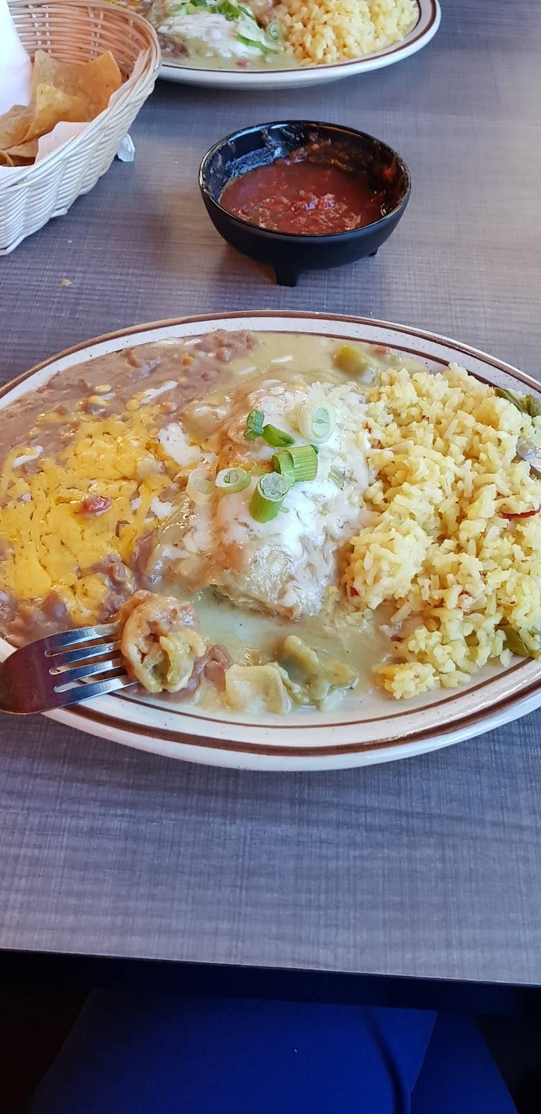 La Carreta Mexican Cuisine & Cantina | restaurant | 41653 Margarita Rd #104, Temecula, CA 92591, USA | 9513834560 OR +1 951-383-4560