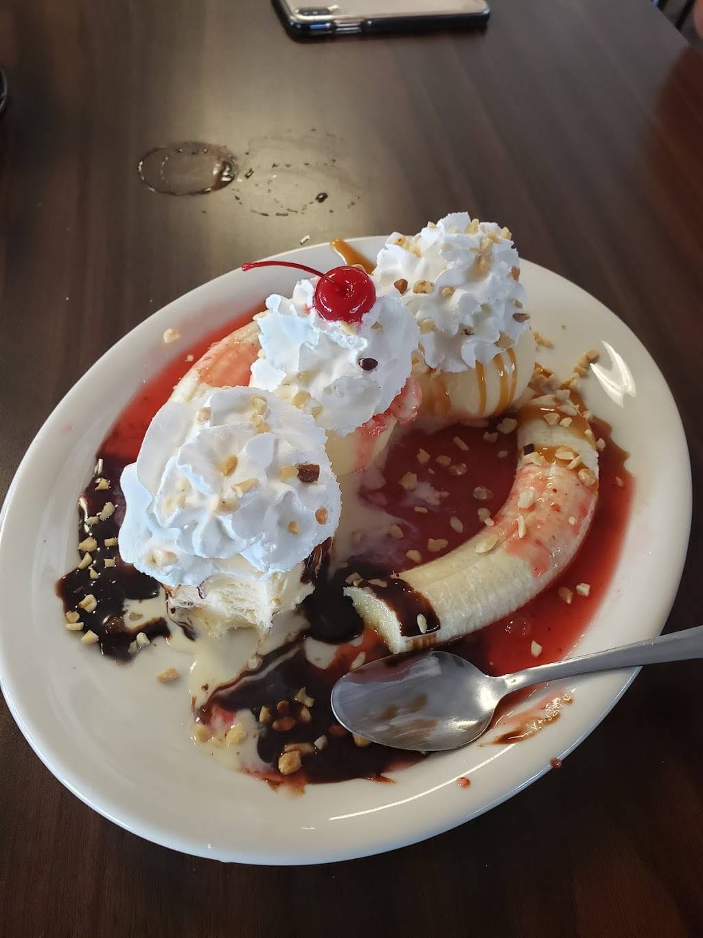 M&Js Family Restaurant | restaurant | Dinuba, CA 93618, USA | 5595965144 OR +1 559-596-5144