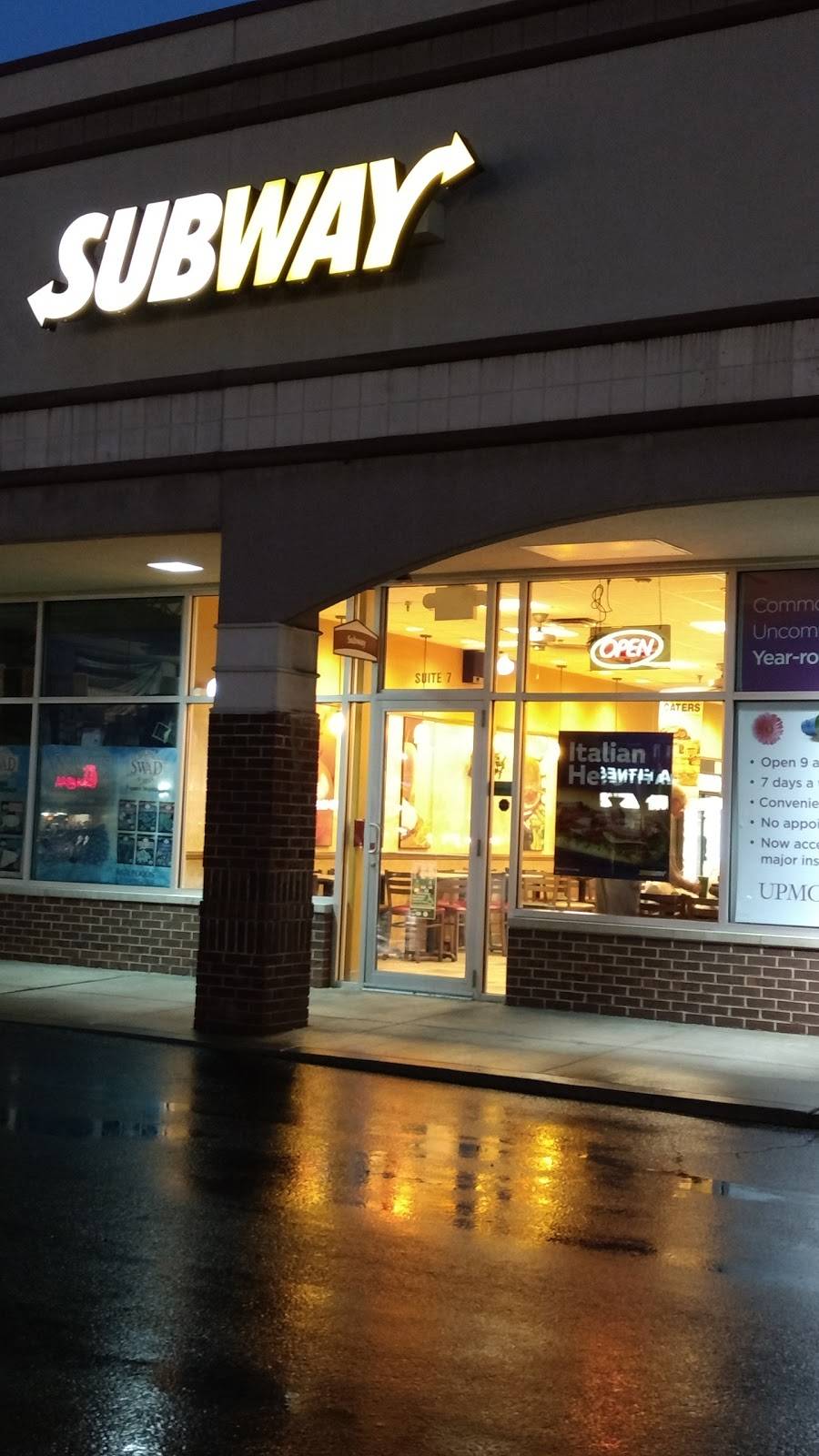 Subway | restaurant | 4145 William Penn Hwy, Monroeville, PA 15146, USA | 4123800380 OR +1 412-380-0380