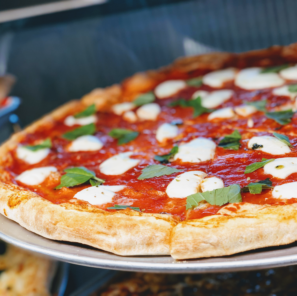 Papa’s Pizza | restaurant | 1951 Electric Rd, Salem, VA 24153, USA | 5404040024 OR +1 540-404-0024