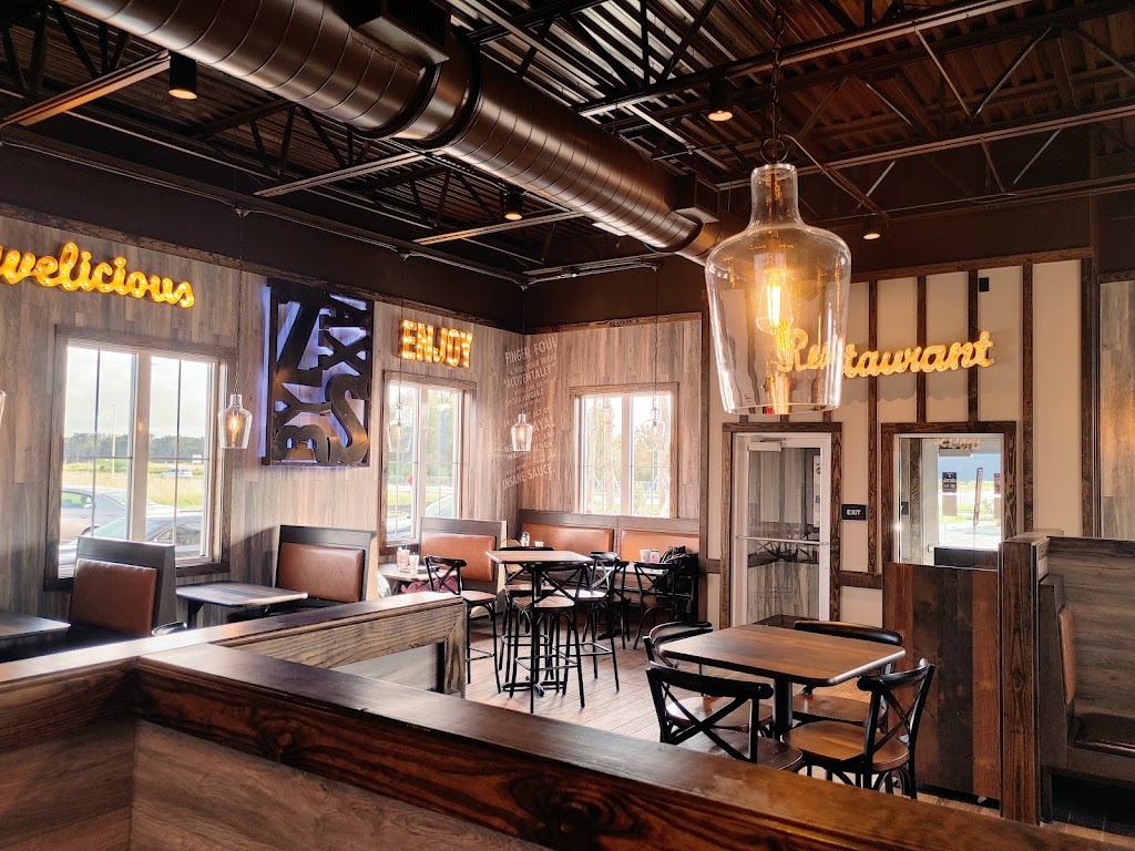 Zaxbys Chicken Fingers & Buffalo Wings | restaurant | 2153 Sun Vista Dr, Lutz, FL 33544, USA | 8135288550 OR +1 813-528-8550