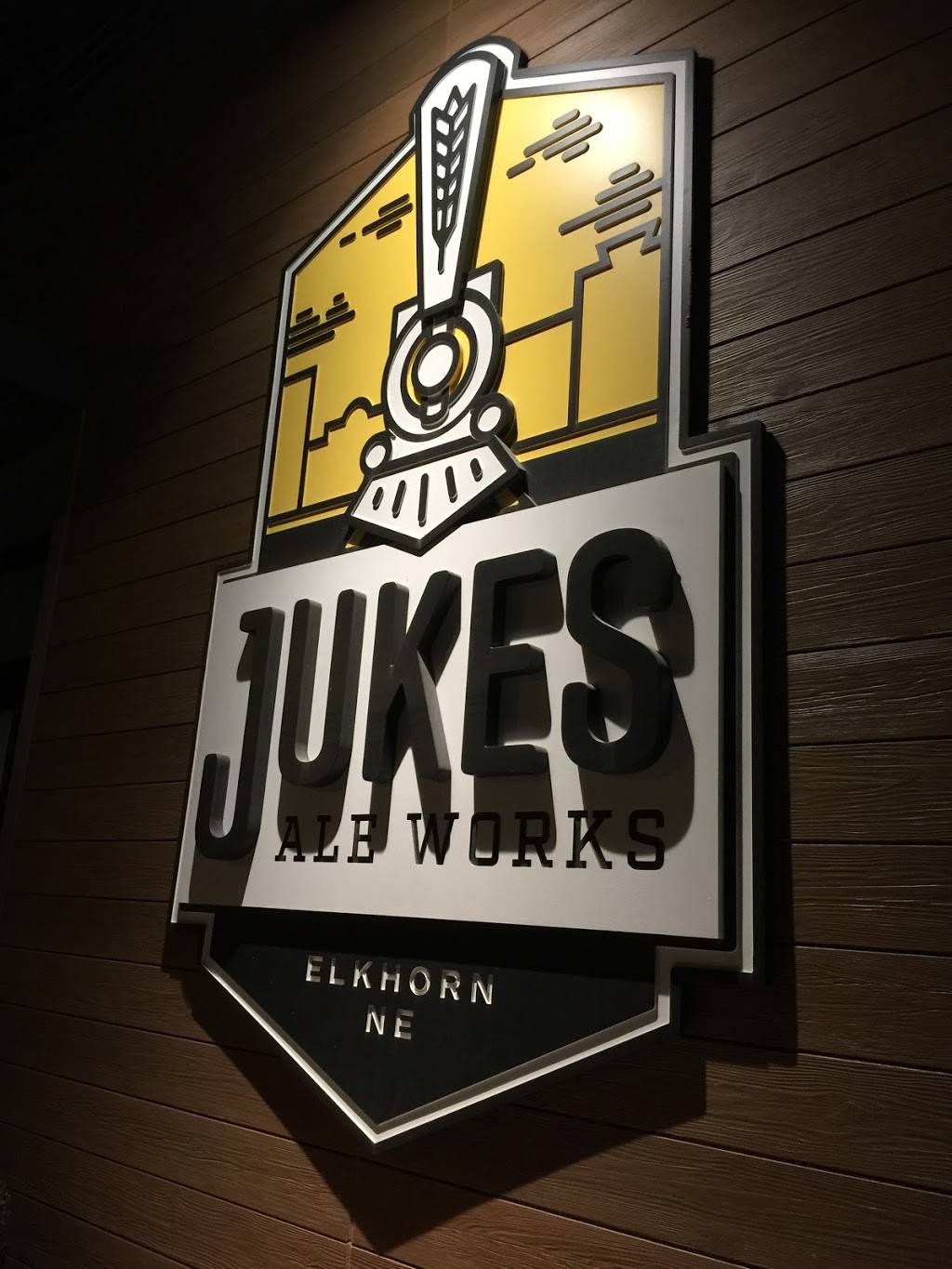 Jukes Ale Works | restaurant | 20560 Elkhorn Dr, Elkhorn, NE 68022, USA | 4027798496 OR +1 402-779-8496
