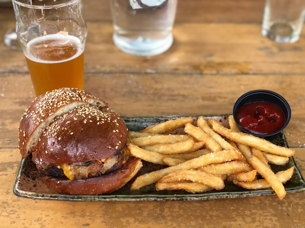 Heights Bier Garten | restaurant | 1433 N Shepherd Dr #1, Houston, TX 77008, USA | 7138624940 OR +1 713-862-4940