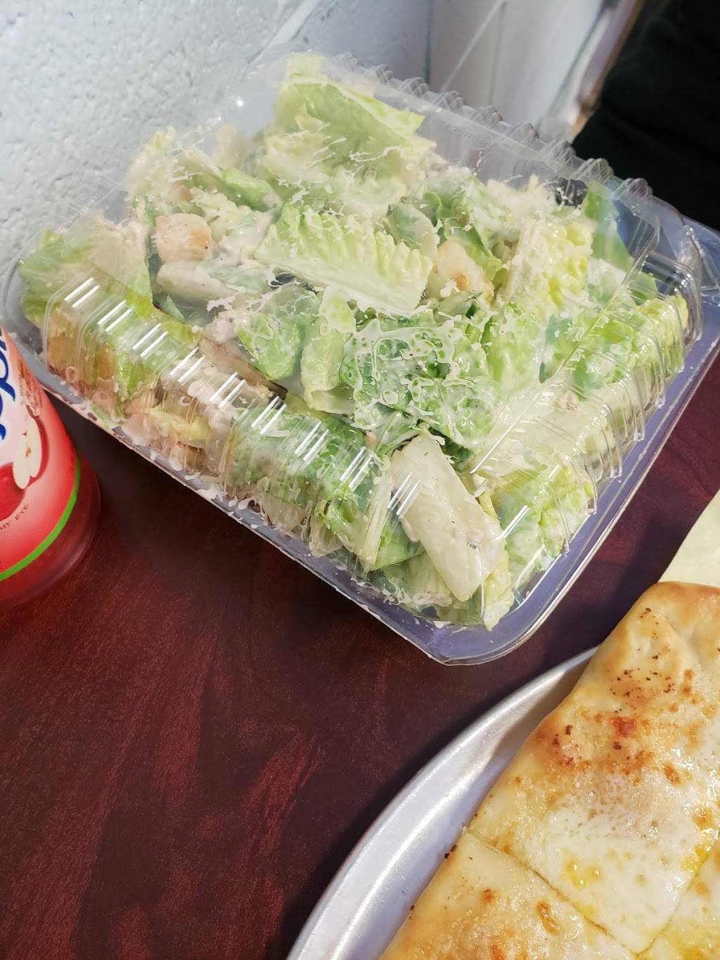 Razzos Pizza And Salads | restaurant | 27098 Hesperian Blvd, Hayward, CA 94545, USA | 5106749155 OR +1 510-674-9155