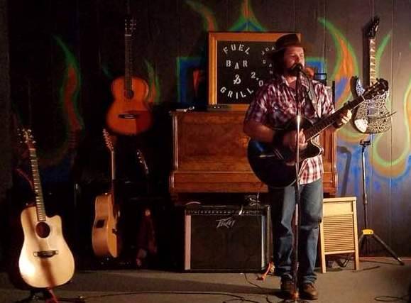 Fuel 2.0 Bar & Grill | restaurant | 2616 E Belknap St, Fort Worth, TX 76111, USA | 8178313835 OR +1 817-831-3835