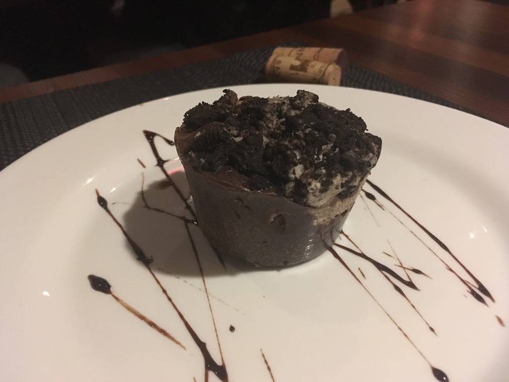 Charbois Rouge | restaurant | 1970 Rue Léonard-de-Vinci, Sainte-Julie, QC J3E 1Y8, Canada | 4509224400 OR +1 450-922-4400