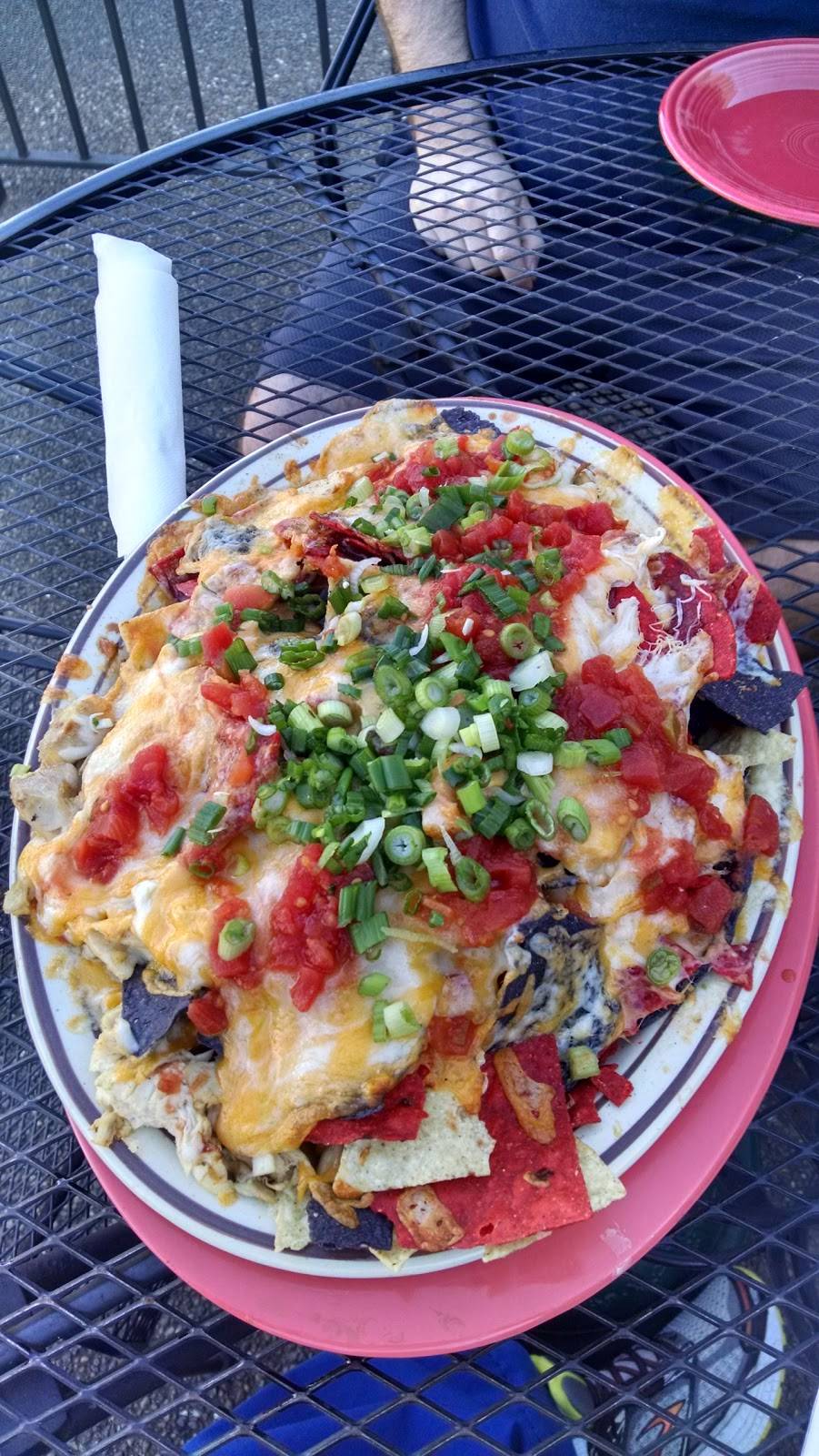 Ethyls Smokehouse & Saloon | restaurant | 8505 Veterans Memorial Pkwy, OFallon, MO 63366, USA | 6369787755 OR +1 636-978-7755