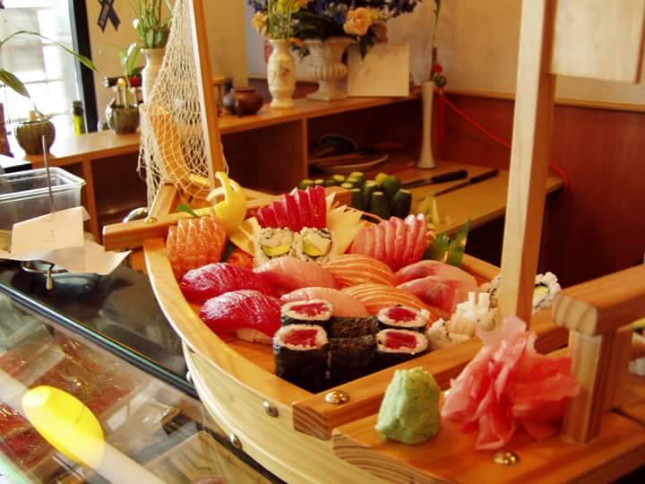 Annie Chans Restaurant | restaurant | 190-11 Union Tpke, Fresh Meadows, NY 11366, USA | 7187401675 OR +1 718-740-1675