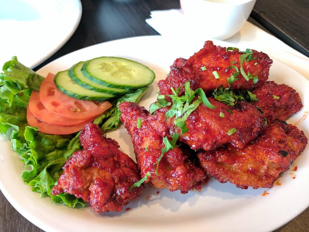 Hakka Urban Bistro | restaurant | 8280 ON-27, Woodbridge, ON L4H 0R9, Canada | 9058562422 OR +1 905-856-2422